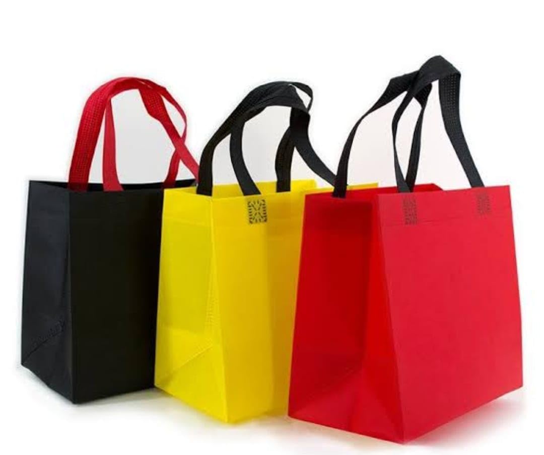 Custom Printed Coloured Non Woven Bags